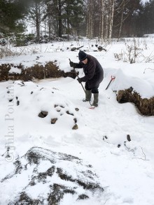 Yksi monista kaivannoista.